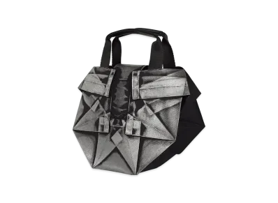 132 5. ISSEY MIYAKE Standard Bag "Black/Silver"