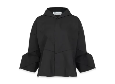 132 5. ISSEY MIYAKE Solid "Black"
