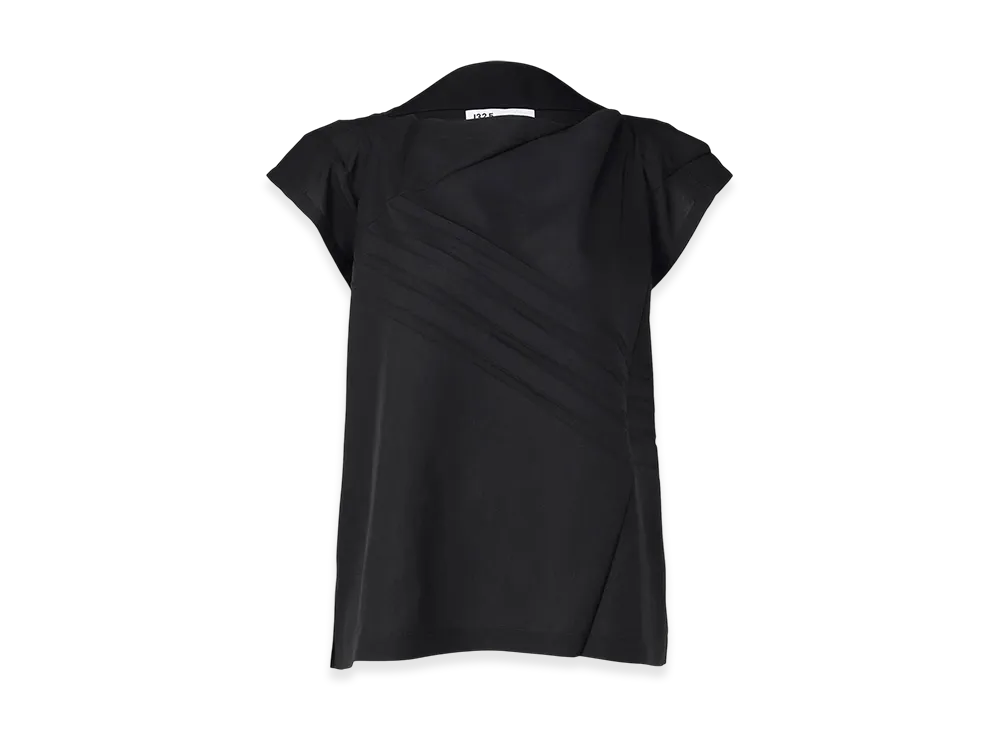 132 5. ISSEY MIYAKE Pleats T Basic "Black"