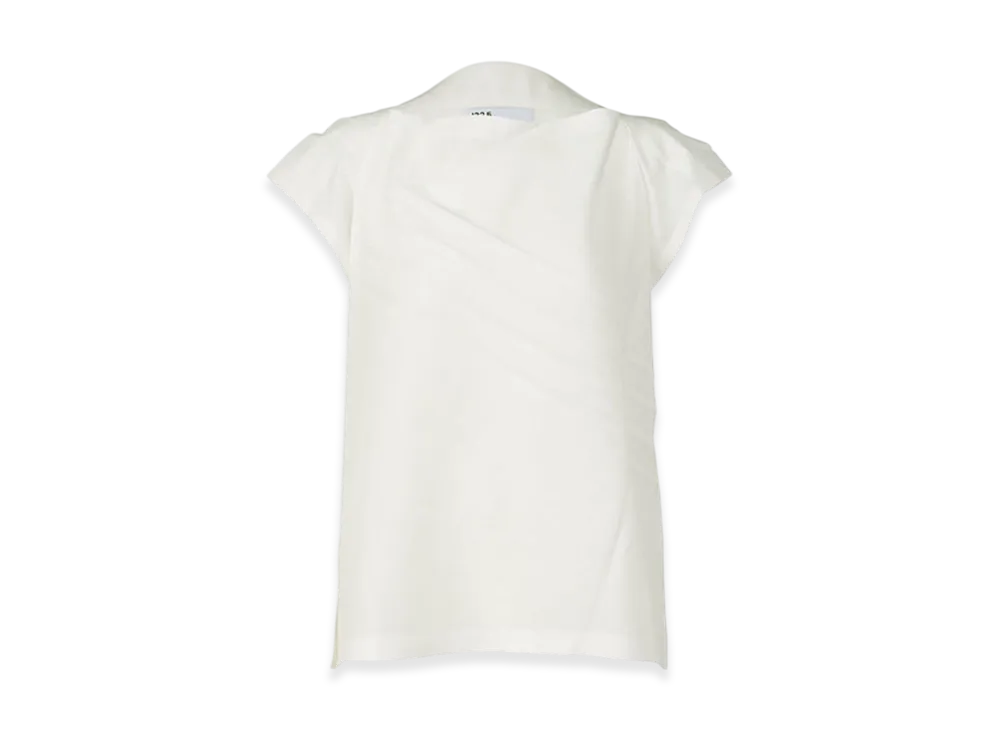 132 5. ISSEY MIYAKE Pleats T Basic "White"