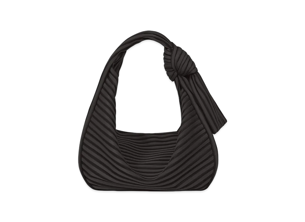 ISSEY MIYAKE Linear Knit Bag-56 "Black"