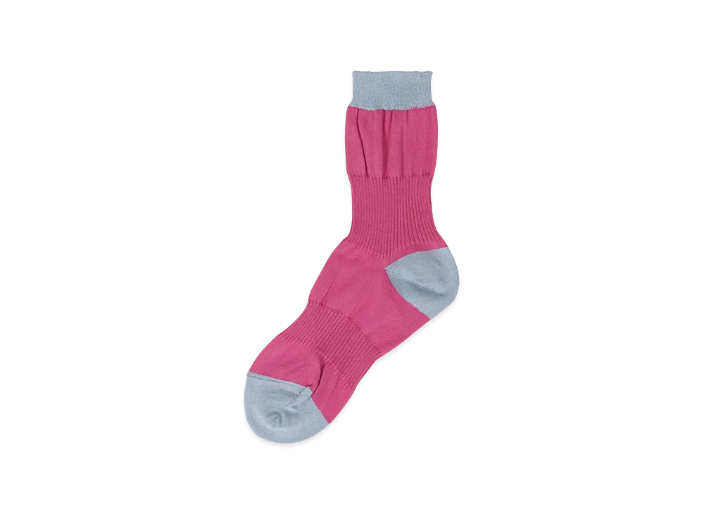 ISSEY MIYAKE Color Puff Socks "Pink"