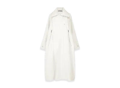 ISSEY MIYAKE Peekaboo "White"