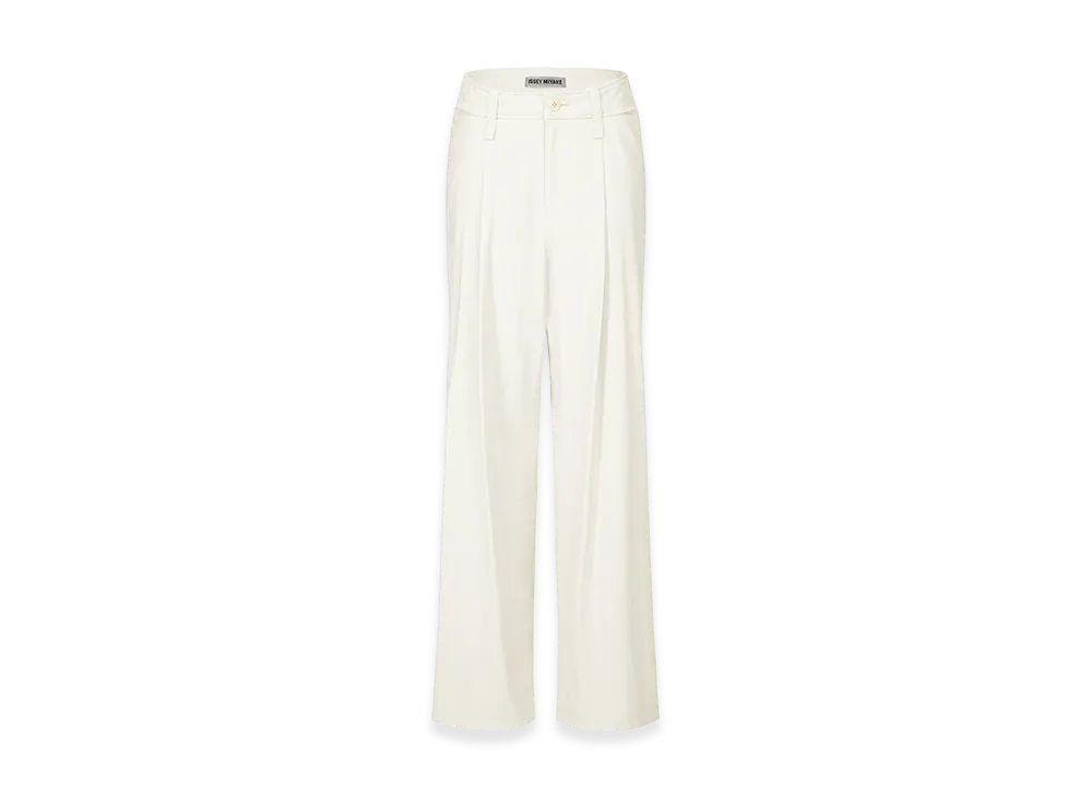 ISSEY MIYAKE Like Torso Like Shirt "White"