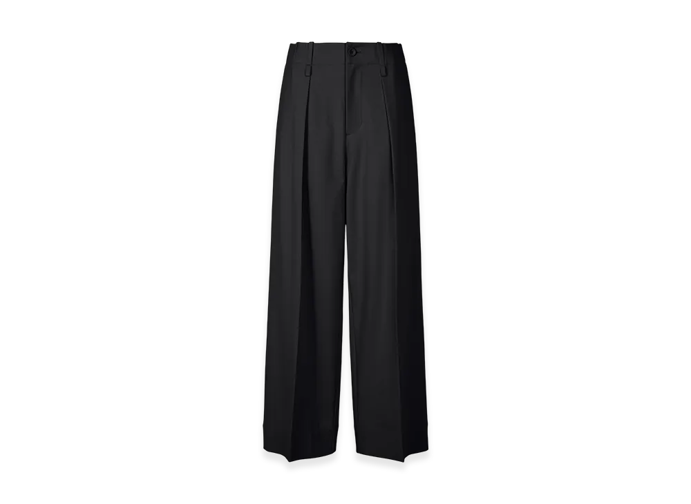 ISSEY MIYAKE Simple Ensemble "Black"