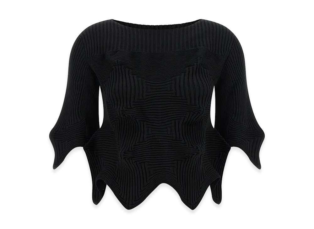 ISSEY MIYAKE Womens Linkage Top "Black"
