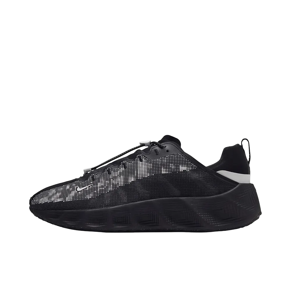 Nike Ava Rover WNTR "Black/White"