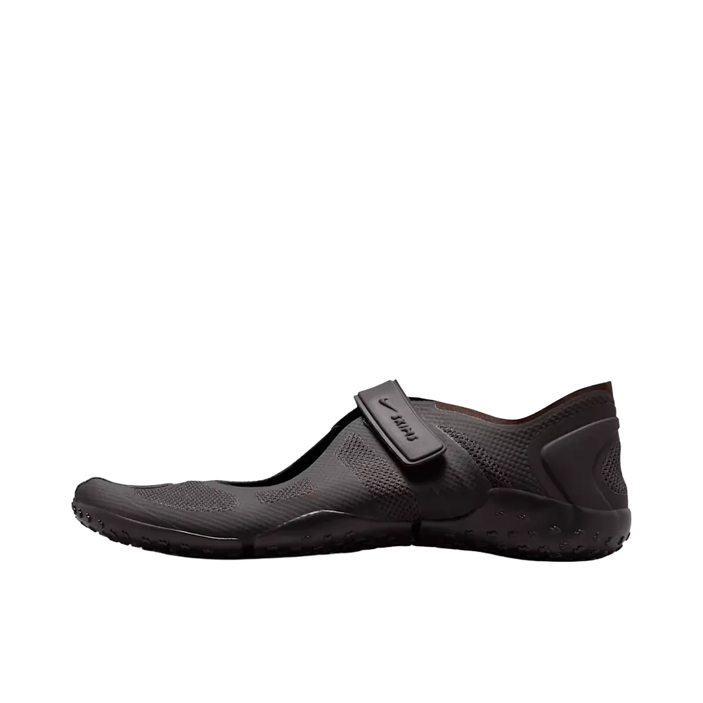 SKIMS × Nike Women's Rift Mesh "Tar"