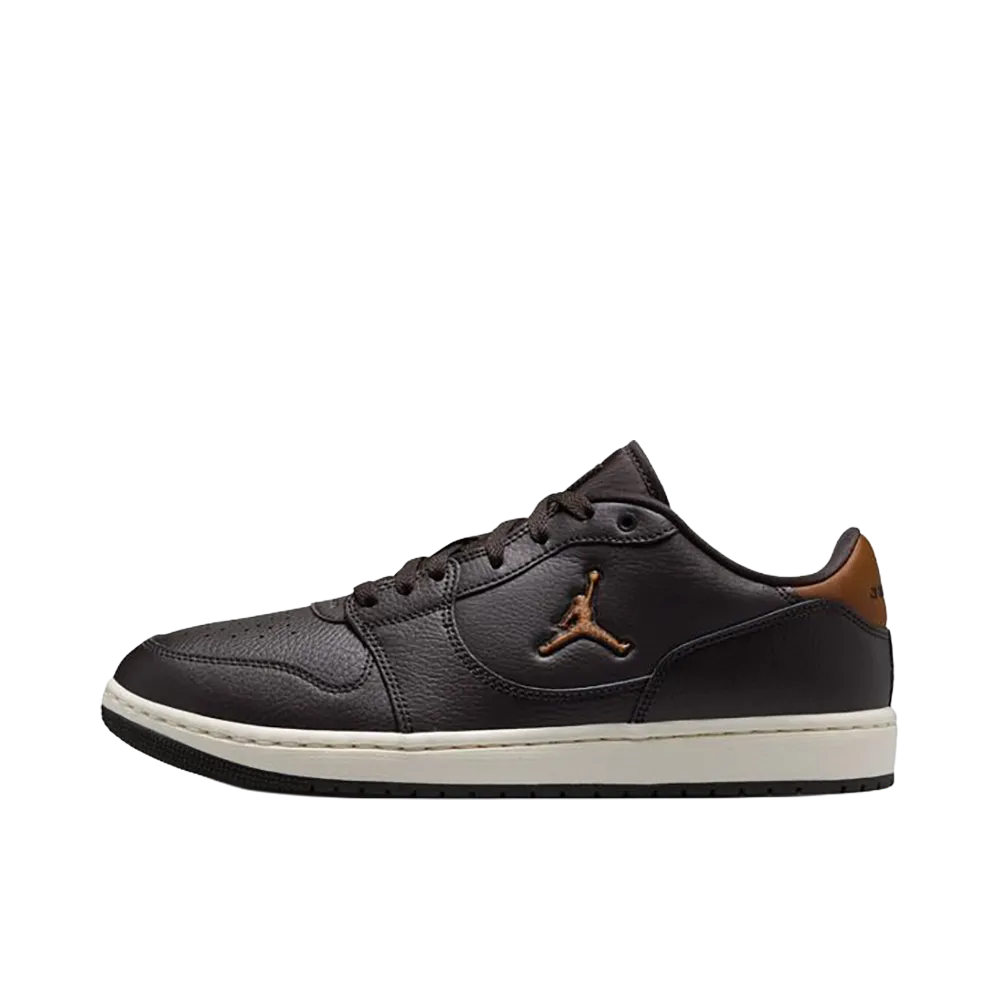 Nike Jordan Court Connect Low "Shadow Brown/Light Bone"