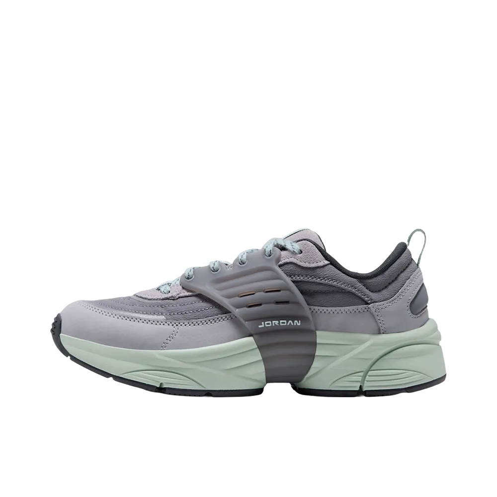 Nike Women's Jordan Trunner O/S SE "Light Smoke Grey/Smoke Grey"