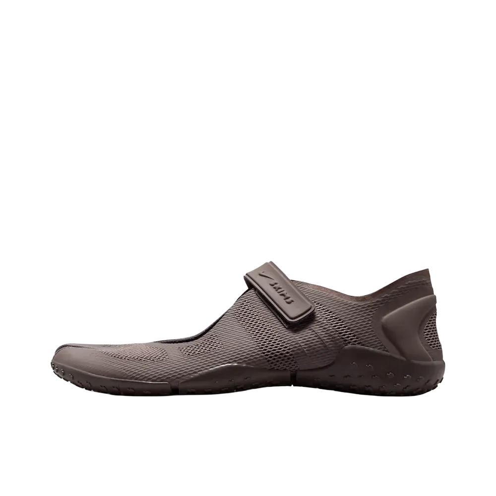SKIMS × Nike Women's Rift Mesh "Cave Stone/Medium Ash"