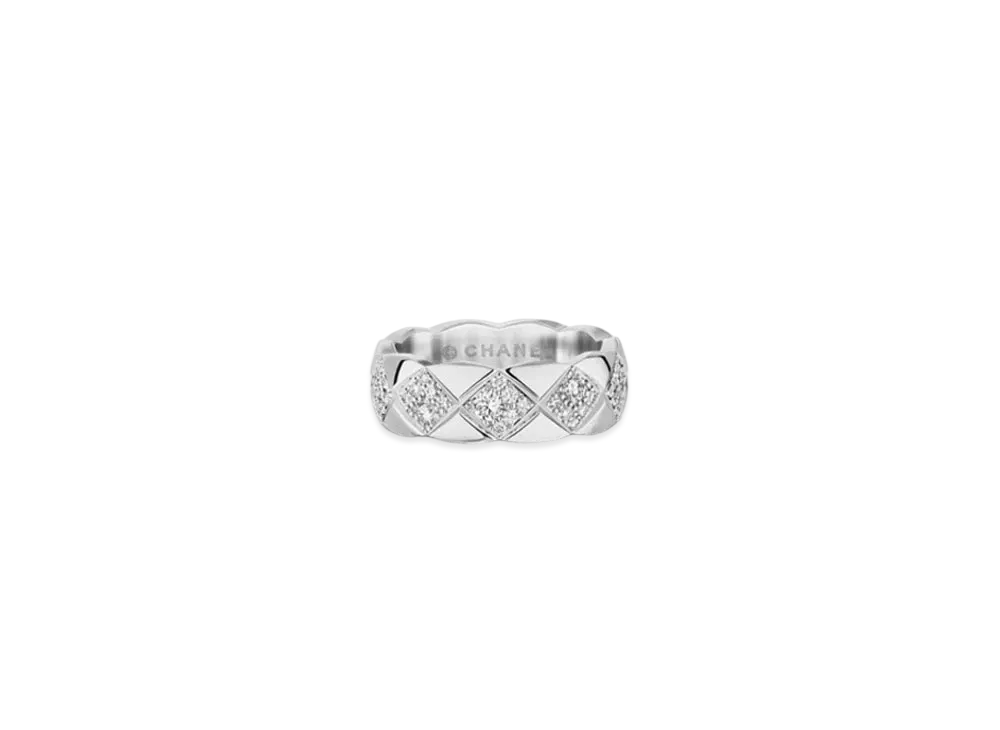CHANEL Coco Crush Ring Quilted Motif Small Version 18K Diamonds "White Gold"