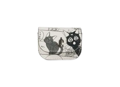Jimmy Choo x Pretty Guardian Sailor Moon Luna & Artemis & Diana Airpods Case (Includes 1 Pack of Collector Cards)