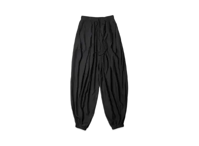 JULIUS Front Tuck Balloon Pants "Black"