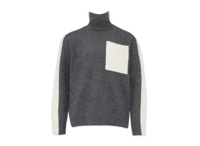 JW ANDERSON Bicolor Patch Pocket Turtleneck Sweater "Black"