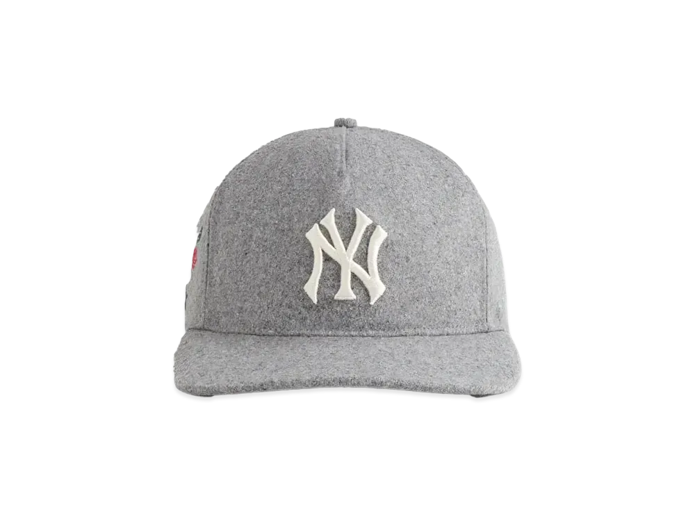 Kith x '47 For The New York Yankees Wool Rose Hitch Snapback "Statue"