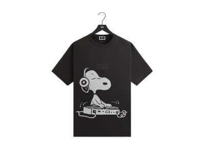 Kith x Peanuts Snoopy DJ Vintage Tee "Black"