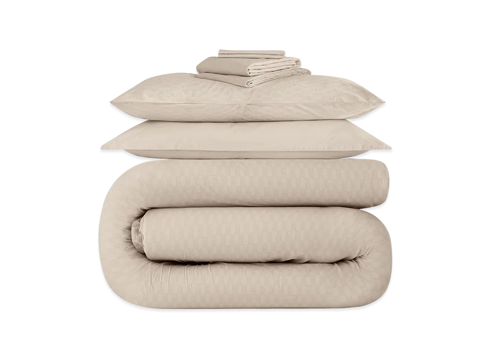 Kithmas Monogram Queen Size Bedding Set "Pyramid"