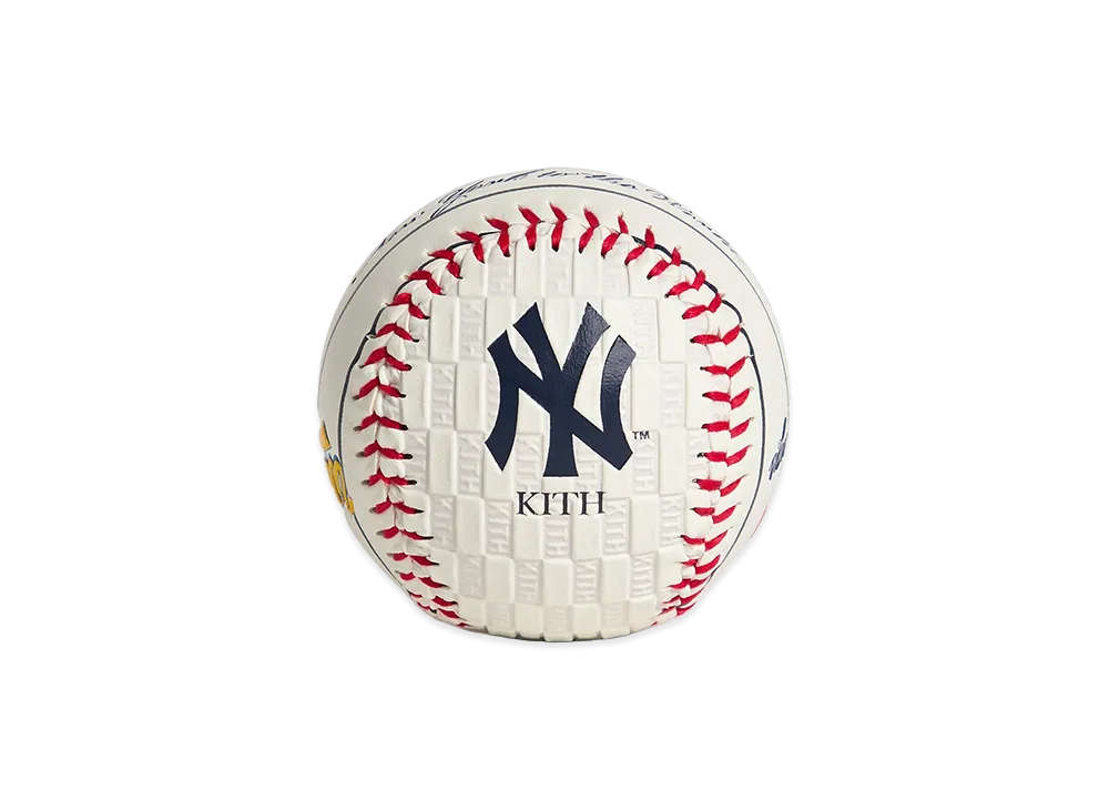 Kith x Rawlings x The New York Yankees Commemorative Baseball "Sandrift"