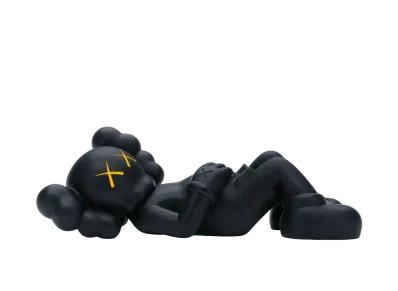 KAWS HOLIDAY JAPAN Vinyl Figure "Black"