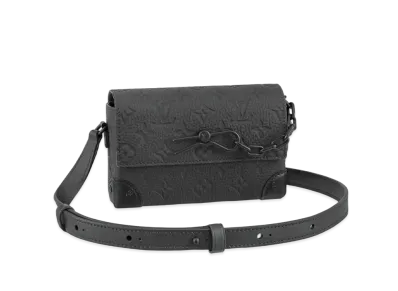 Louis Vuitton Steamer Wearable Wallet Taurillon Monogram Leather "Noir"