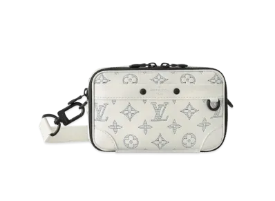 Louis Vuitton Alpha Wearable Wallet Monogram Shadow "Blanc"