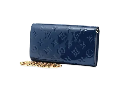 Louis Vuitton Sarah Wallet Chain Vernis "Grand Blue"