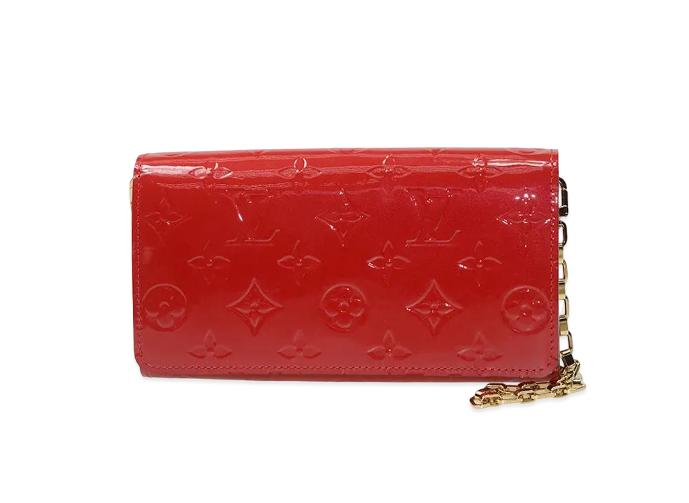 Louis Vuitton Sarah Wallet Chain Vernis "Cerise"