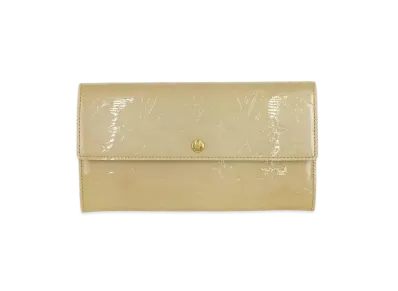 Louis Vuitton Sarah Wallet Vernis "Blanc Corail"