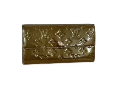 Louis Vuitton Sarah Wallet Vernis "Vert Olive"