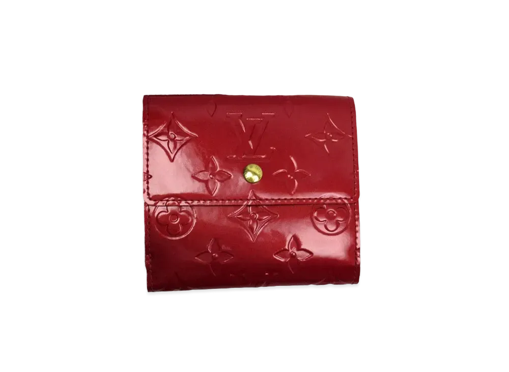 Louis Vuitton Bie Cartescredit Coin Purse Vernis "Pomme d'Amour"