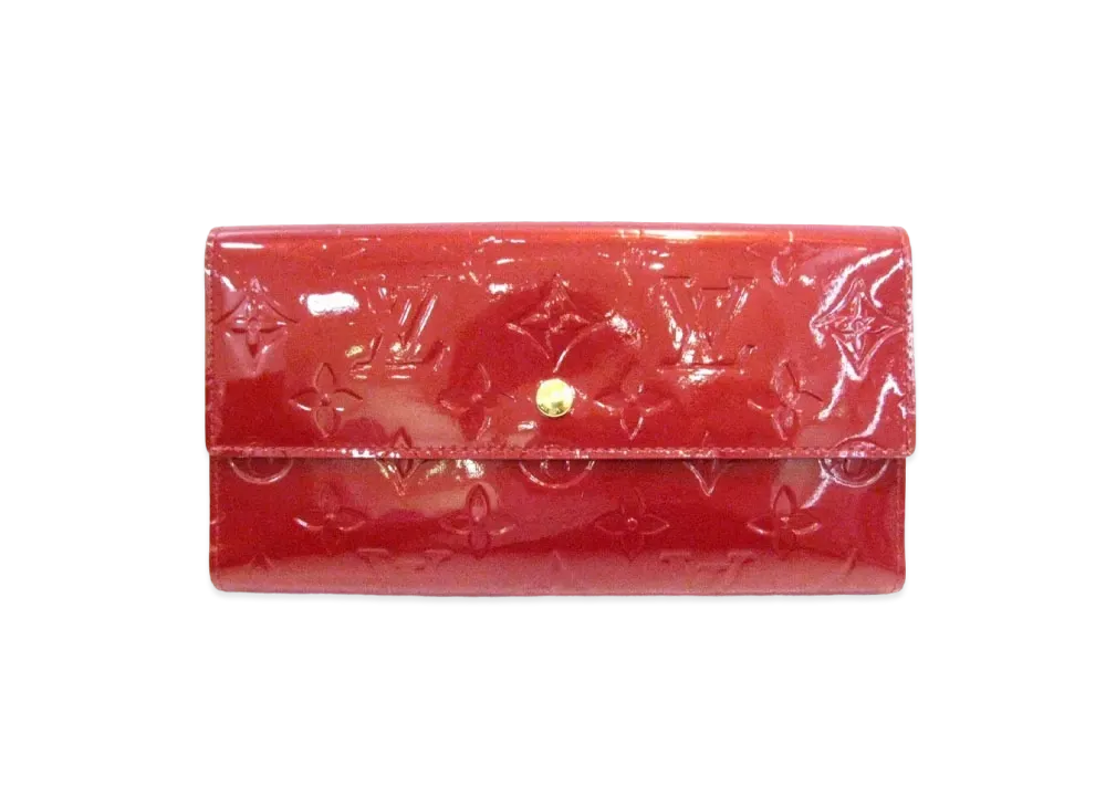 Louis Vuitton International Wallet NM Vernis "Pomme d'Amour"