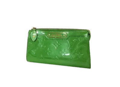 Louis Vuitton Truth Cosmetic Monogram Vernis "Vert Tonic"