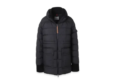 MONCLER Womens Baux Down Jacket "Black"