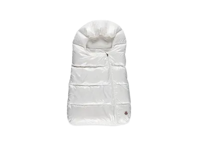 MONCLER Kids Down Filled Baby Nest "White"