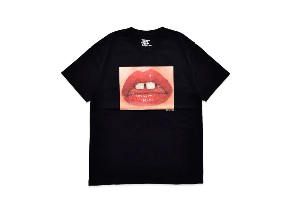MINEDENIM Carlijn Jacobs x Stie-lo Lips Tee "Black"