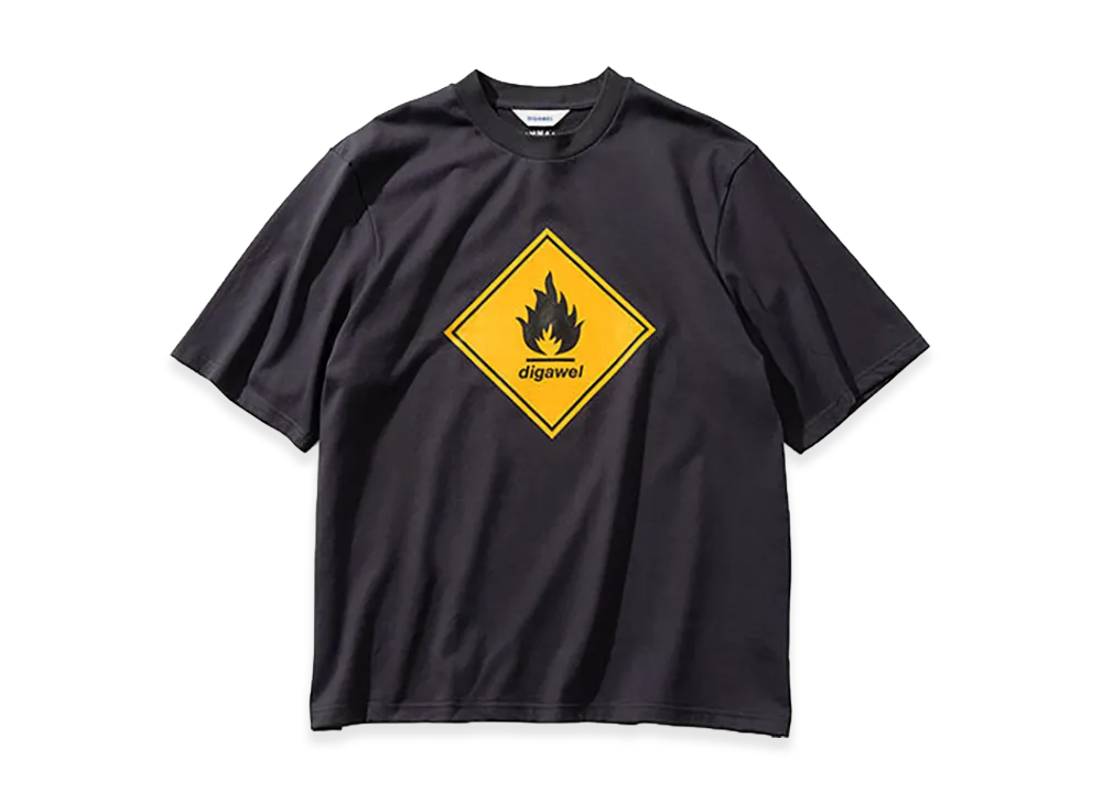MIN-NANO x DIGAWEL T-shirt3 Lines Tee "Black"