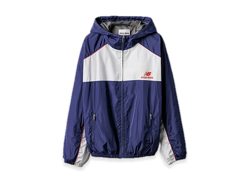 ミュウミュウ x ニューバランス テクニカル ポプリン フーディ