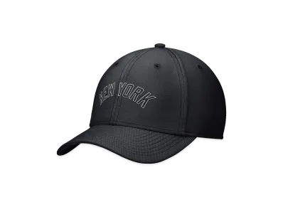 MLB x Nike Yankees Dri-FIT Structured Swooshflex Cap "Black"