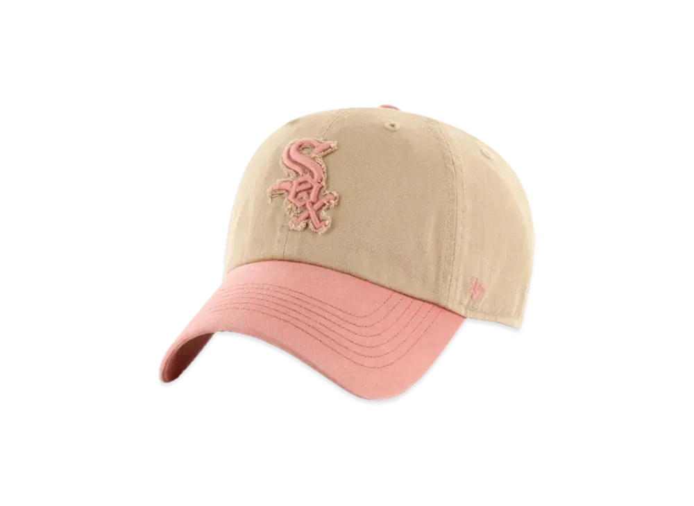 47 LA Canyon Clean Up "White Socks Pink"