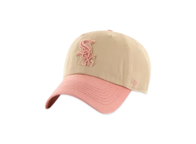 47 LA Canyon Clean Up "White Socks Pink"