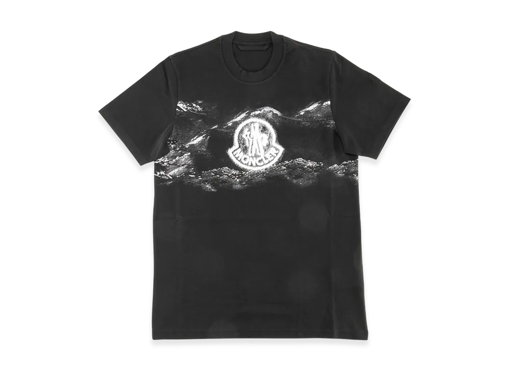 Moncler Men's Fade Out Logo Motif Short Sleeve T-Shirt "Black/Gray"