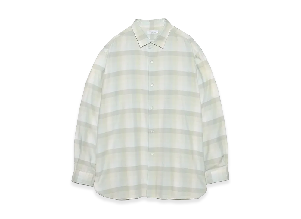 nanamica Regular Collar Wind Shirt "Light Khaki"