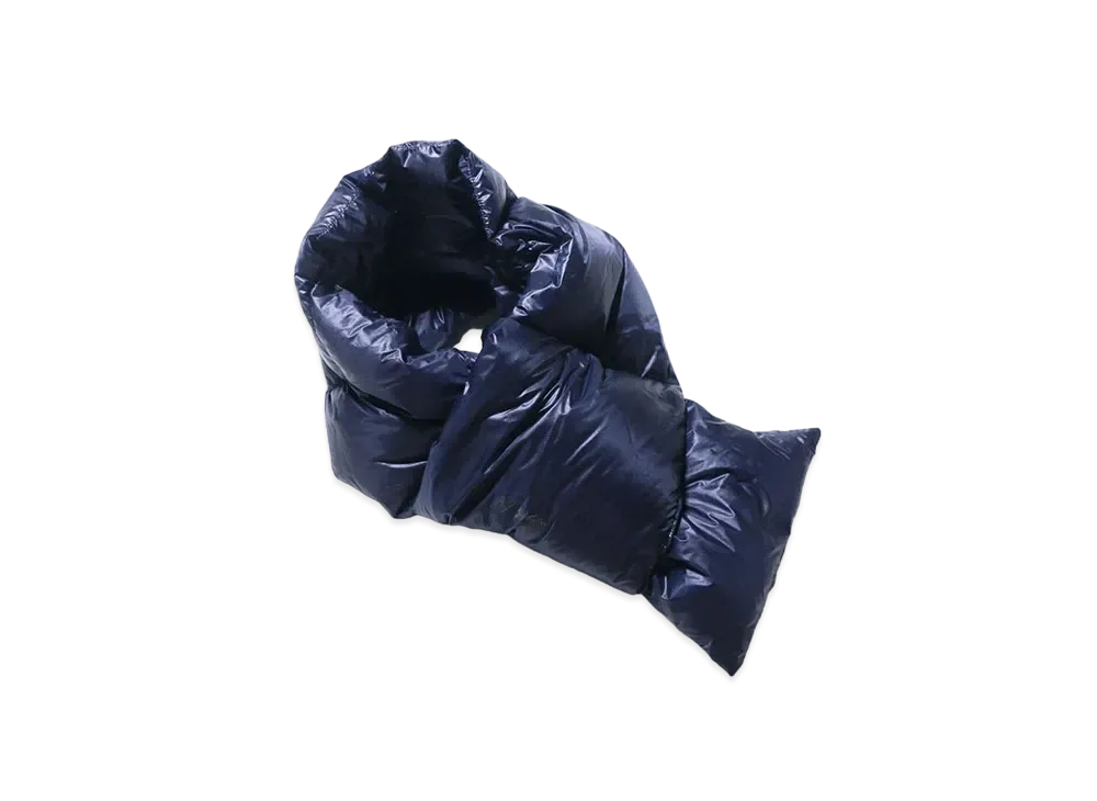 NANGA Portable Light Down Muffler(Unisex) "Nvy"