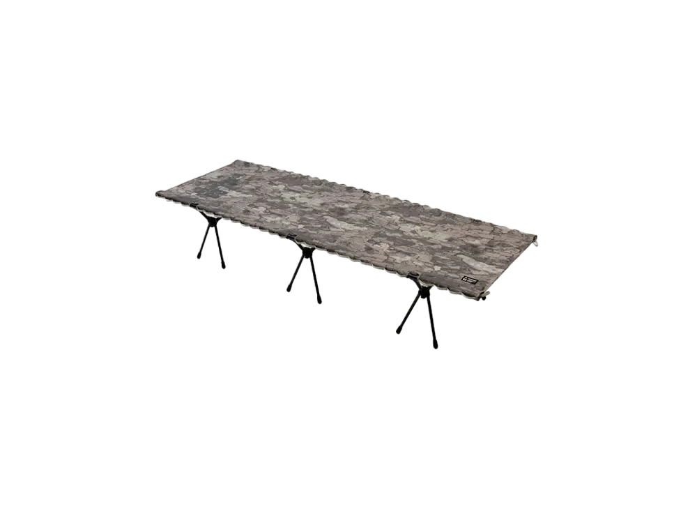 NEIGHBORHOOD x HELINOX . Cot High "Camouflage"