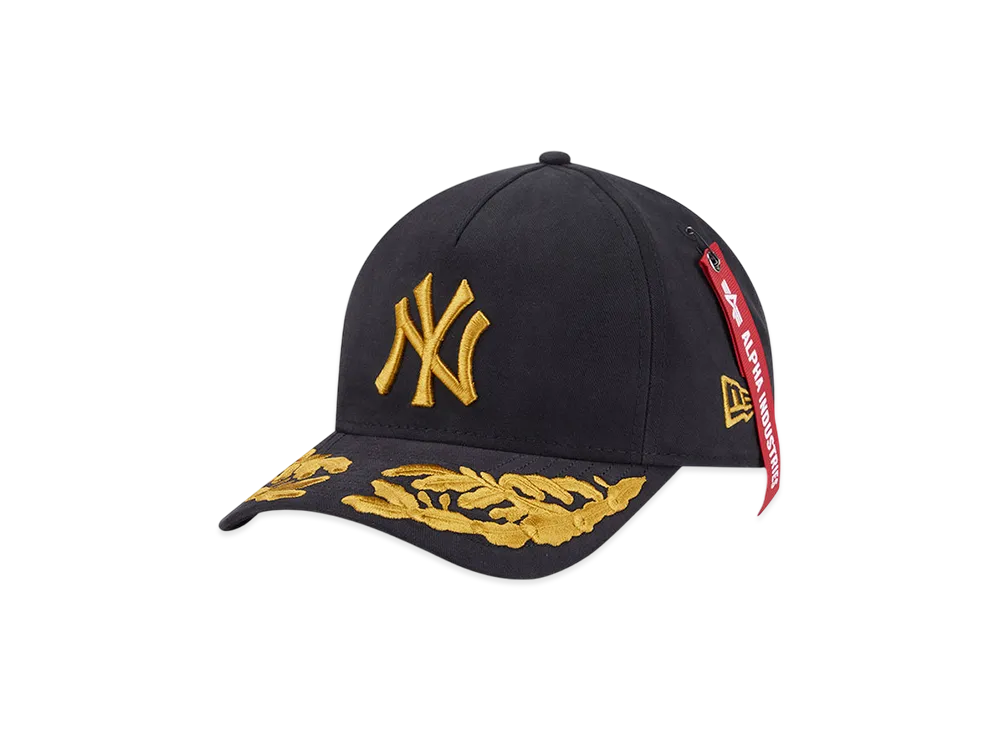 NEW ERA x MLB x Alpha Industries 9FORTY M-Crown A-Frame New York Yankees "Black"