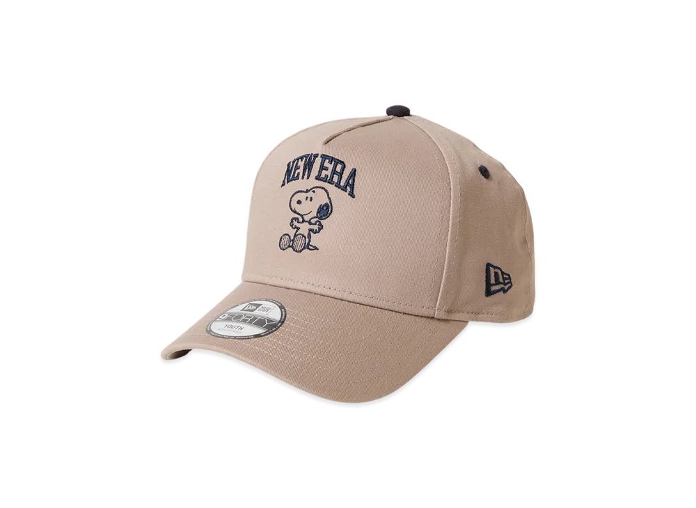 NEW ERA x PEANUTS Youth 9FORTY A-Frame College Logo Kids "Ash Brown"