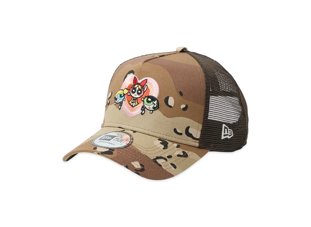 NEW ERA 9Forty A-Frame Trucker The Powerpuff Girls Heart "Desert Camo"
