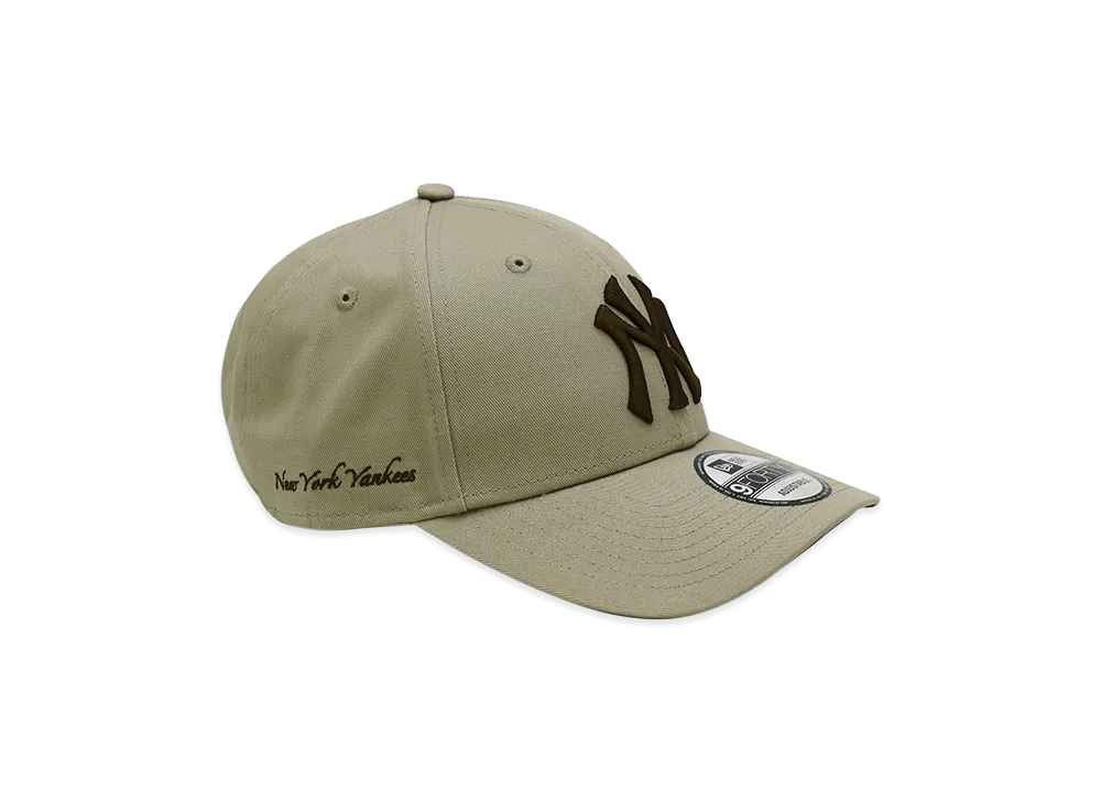 NEW ERA x THE CAP 9Forty Unwind Mocha New York Yankees "Pebble"