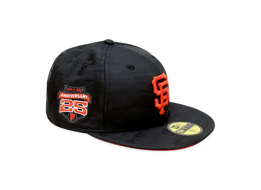 NEW ERA x THE CAP 59Fifty Smokescreen San Francisco Giants "Black Camo"